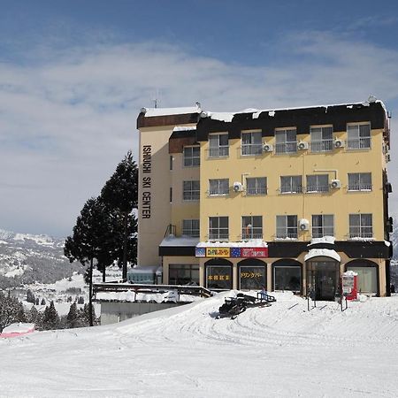 Ishiuchi Ski Center Minamiuonuma Exterior photo